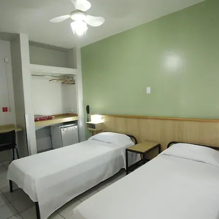 Hotel Malibu-3