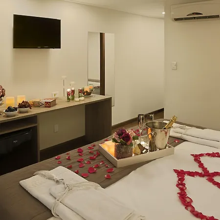 Tryp By Wyndham Varginha Cafe Royal-2