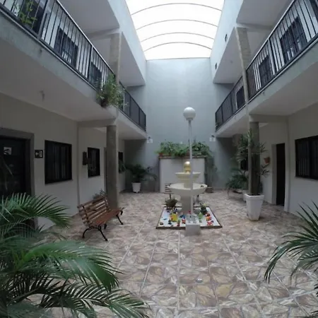 Pousada Golden House - Próxima ao Thermas no Centro de Aguas-2