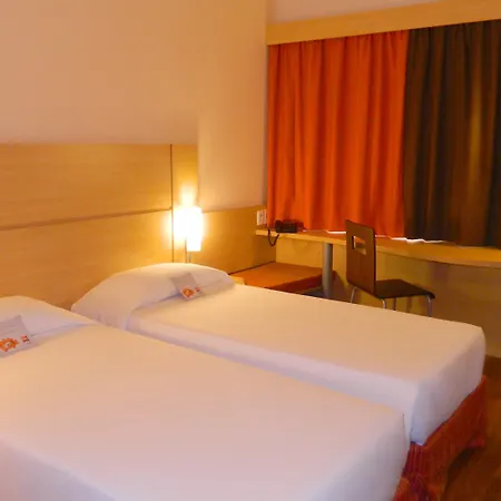 Hotel Oeste Plaza-3