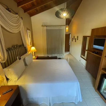 Hiu Hotel-2