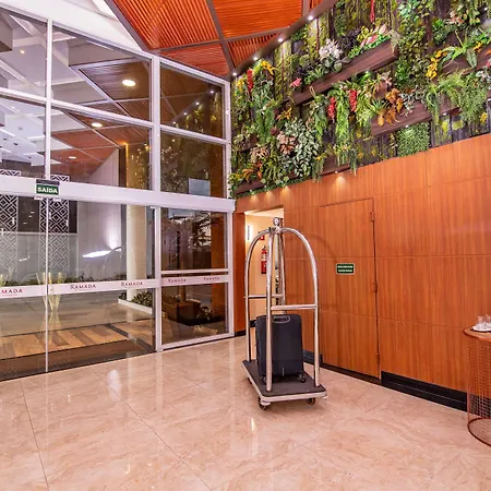 Ramada By Wyndham Manaus Torres Center-2