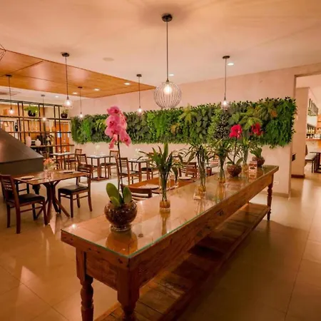 Antonio'S Palace Hotel-2