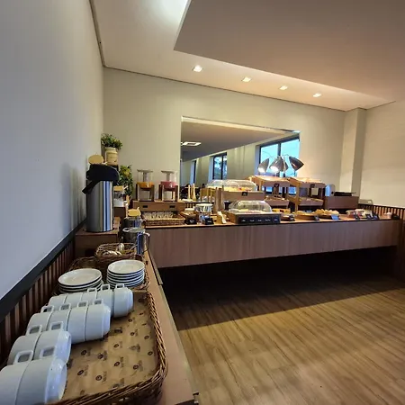 Real Hotel-2