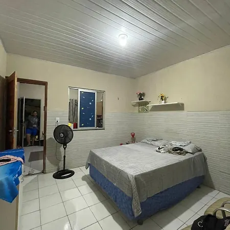 Kitnet mobiliado, confortável e bem localizado.-3