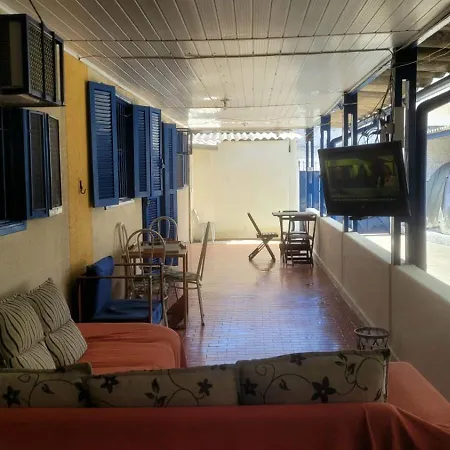 Hostel Pé na praia - Quartos e Barracas Camping-2