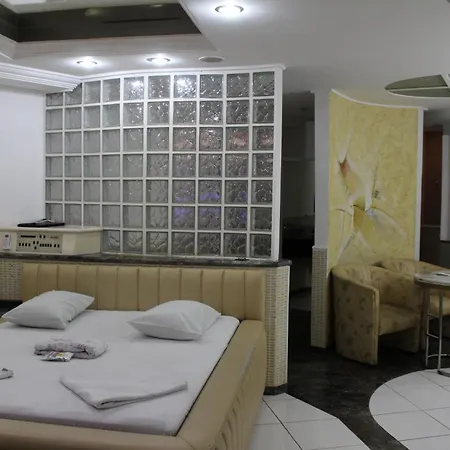 Flamboyant Hotel (Adults Only)-3