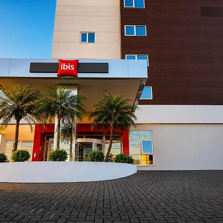 Ibis Chapeco-2