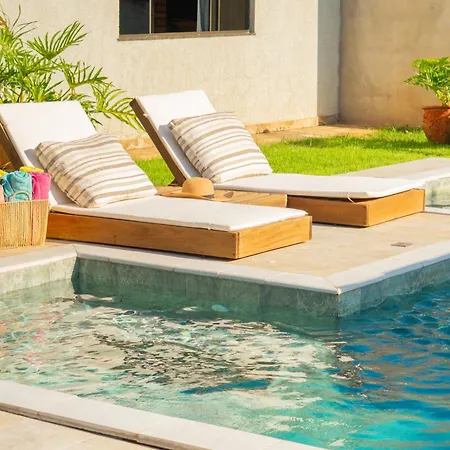 Casa de Campo Mimosa Flor- 4quartos, 3banheiros, 15 minutos das Cataratas e Aeroporto, piscina, churrasqueira, bilhar, espaço ao ar livre privativo, calmo e tranquilo-3