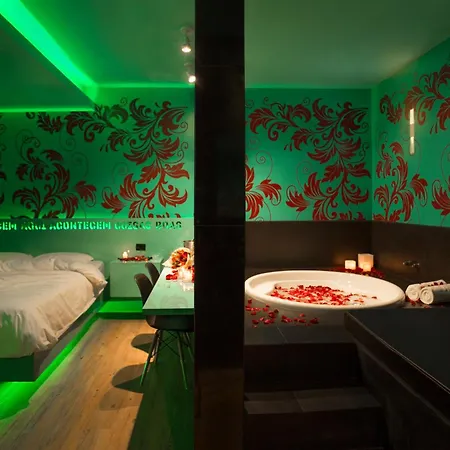 Tout Motel (Adults Only)-2