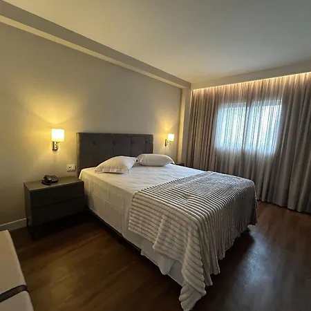 Flat No Melhor Local Do Centro/Batel-2