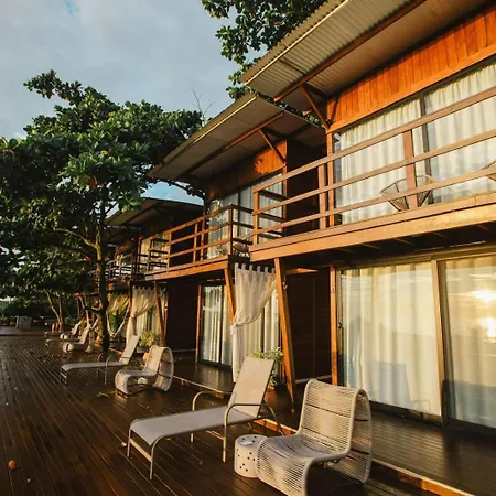 Ilha do Mel Lodges-2