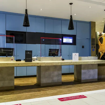 Ibis Uberaba-3