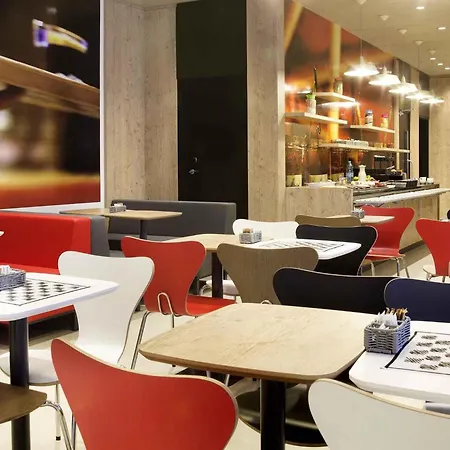 Ibis Paranagua-3