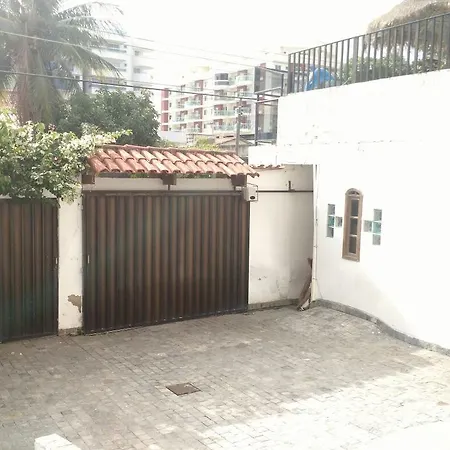 Suítes Tropicana guesthouse-2