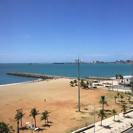 Ap Confortavel Na Praia Do Futuro Fortaleza De 150M 3 Quartos 2 Suites Para 12 Pessoas-3