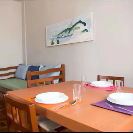 Copacabana Posto 6 Renovated 2023-3