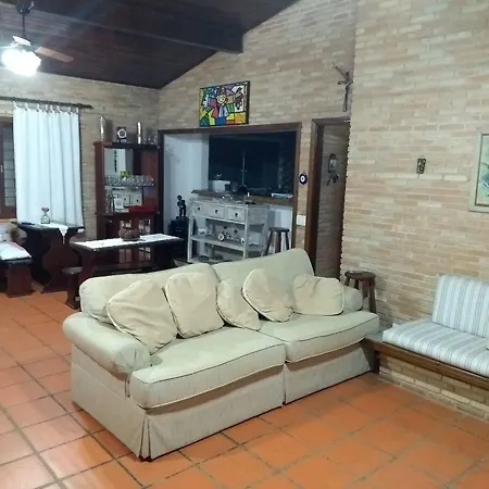 Pousada Casa Do Gustavo-3