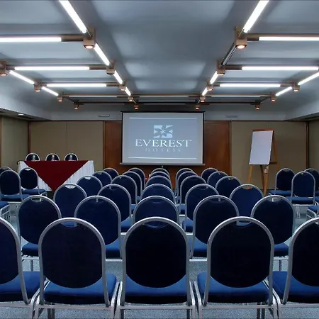 Everest Rio Hotel-3