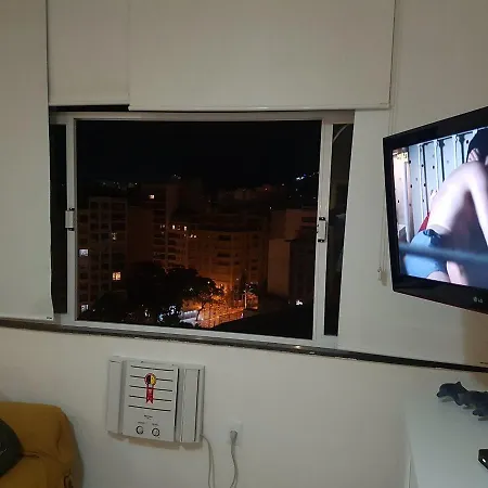 Apto Copacabana Com 2 Suites-3