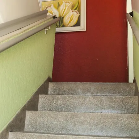 Hotel Oasis-2