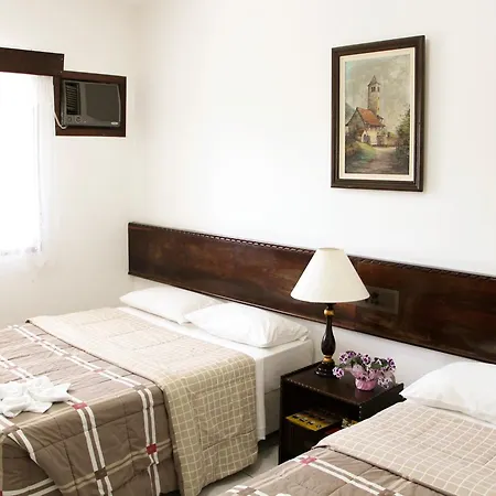 Holz Hotel-3