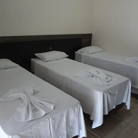 Golden Hotel-2