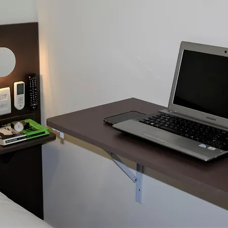 Mr. Hostel Business Lodge-3