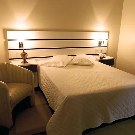 Tri Hotel Xanxerê-3