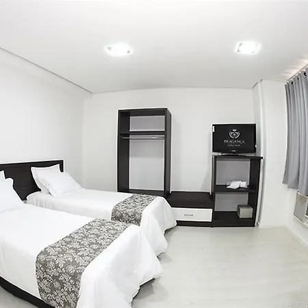 Braganca Suites Hotel-2