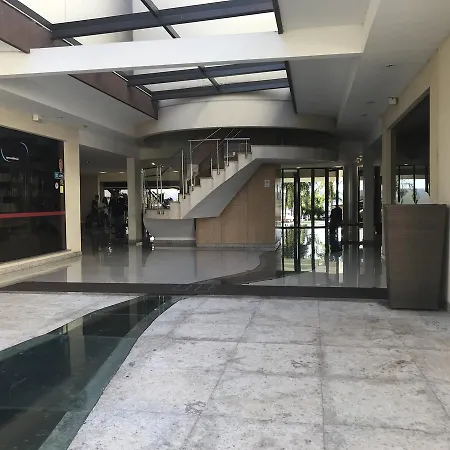 Flat em Resort incrivel a 10 min da Esplanada, STF e PGR-2