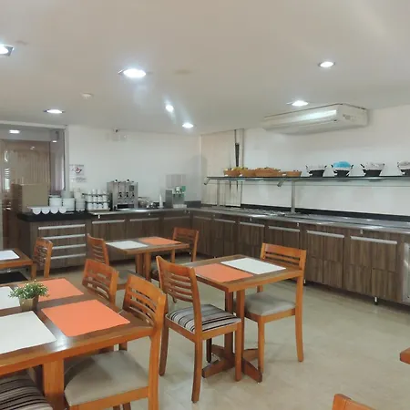 Hotel Luni-2