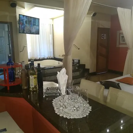 Dlirium Motel-3