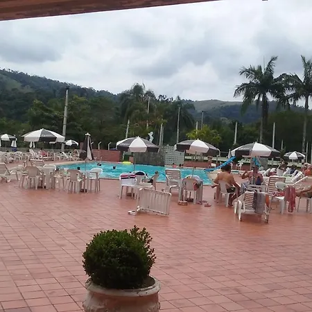 Flat no Cavalinho Branco COM PISCINA AQUECIDA 221-2