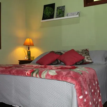 Nosso Cantinho Lumiar Chale-3