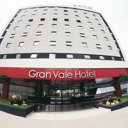 Summit Suites Hotel Cacapava-2