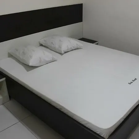 Bras Hotel-3