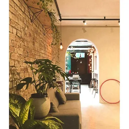 Imagina Hostel-3
