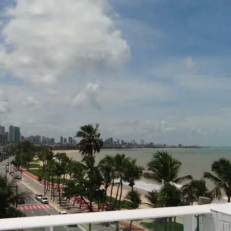 FLAT A BEIRA MAR DE JOÃO PESSOA com AR-3