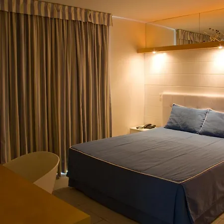 Promenade Paradiso All Suites-2