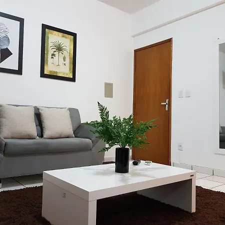 B & A Suites Inn Hotel - Quarto Luxo Ambar-3