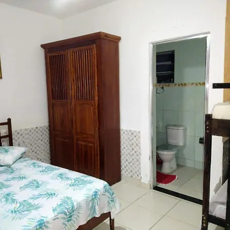 Suíte 10 com wifi a 4 min da praia em Caraguá-3