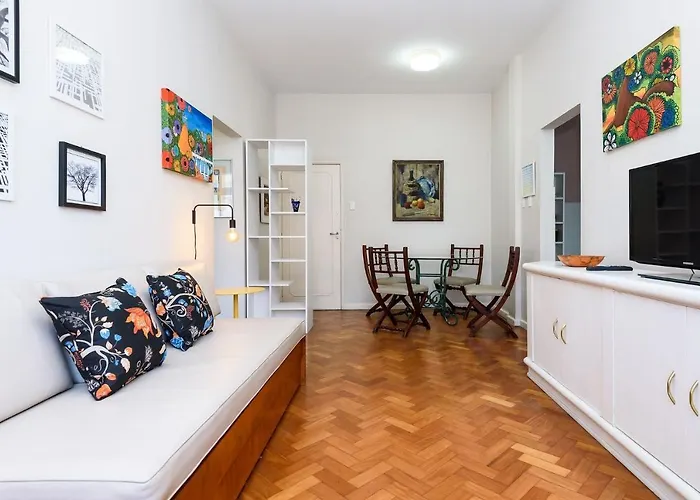 Omar do Rio - HG 904 Espaçoso Qto&Sala, Internet 240mbps, Smart TV, próximo ao famoso Pavão Azul, a Praia de Copacabana e do Metrô Rio de Janeiro acceptant les animaux