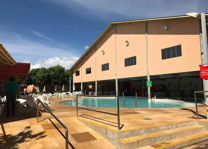 Diroma Fiori Com 1 Suite E Banheiro Social Extra Caldas Novas
