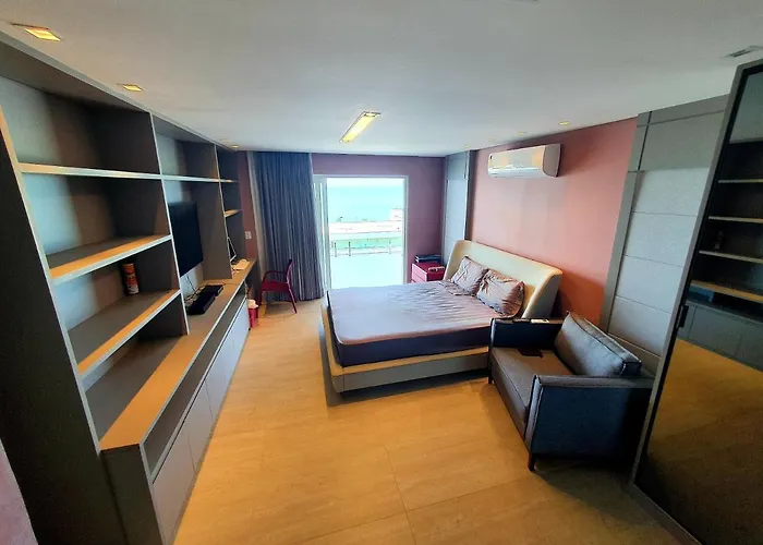 Casa Áurea! A 100 metros da areia de Ponta Negra, com vista deslumbrante do mar Vila Natal