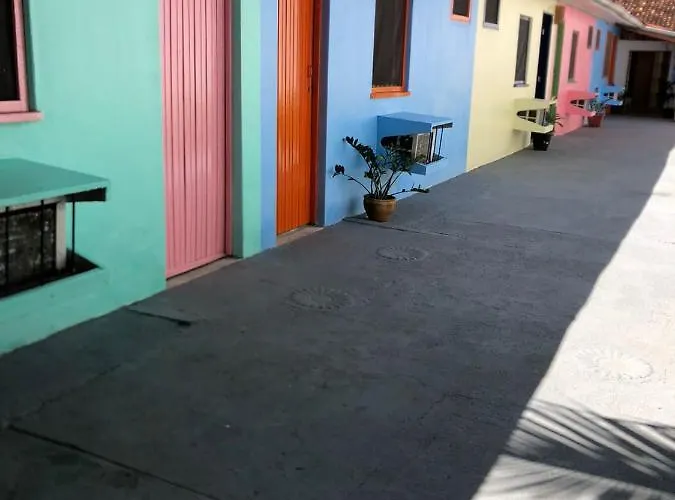 Pousada Cores da Passarela - Sob nova direção Porto Seguro