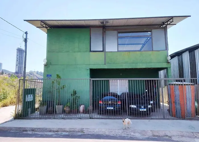 Quarto tipo HOSTEL 03 Hóspedes Compartilhando Nova Lima