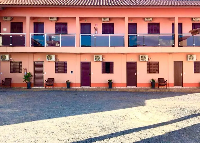 Hotéis de Alvorada do Norte