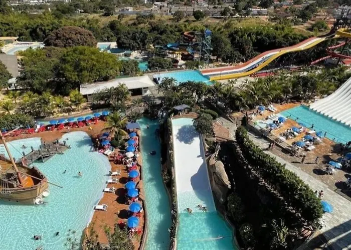 Cd Piazza Com Acqua Park Hotel Caldas Novas