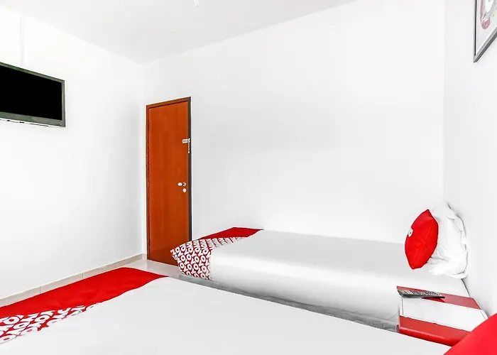 OYO Pousada Di Paola, Maricá Hotel